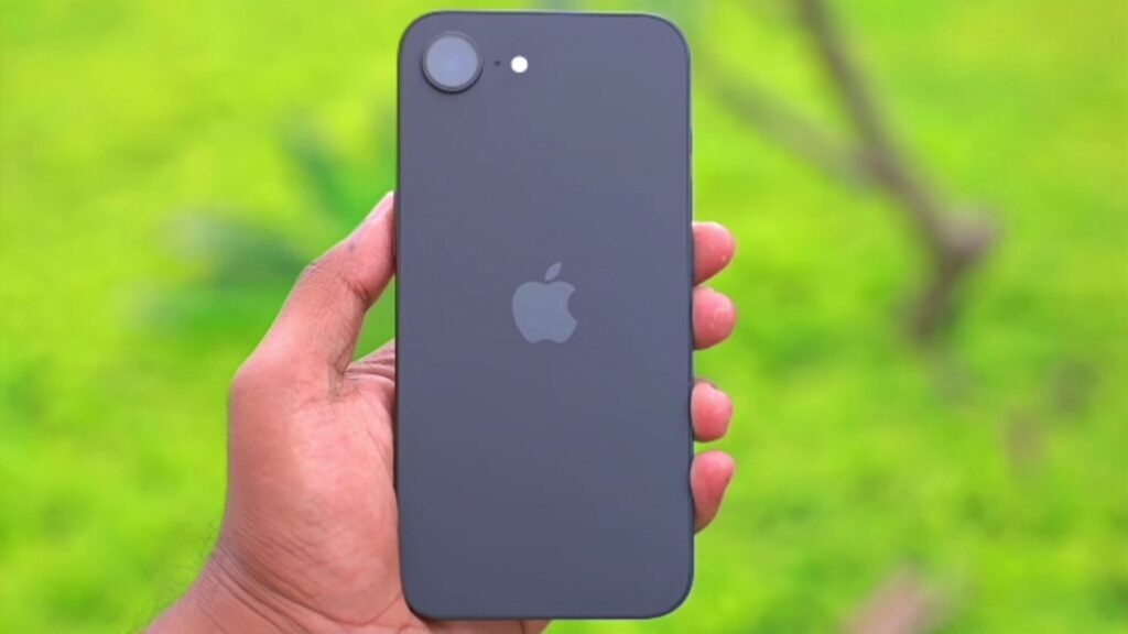 Apple iPhone 16e
