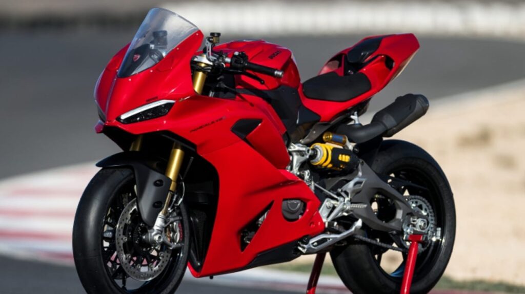 Ducati Panigale V2 2025